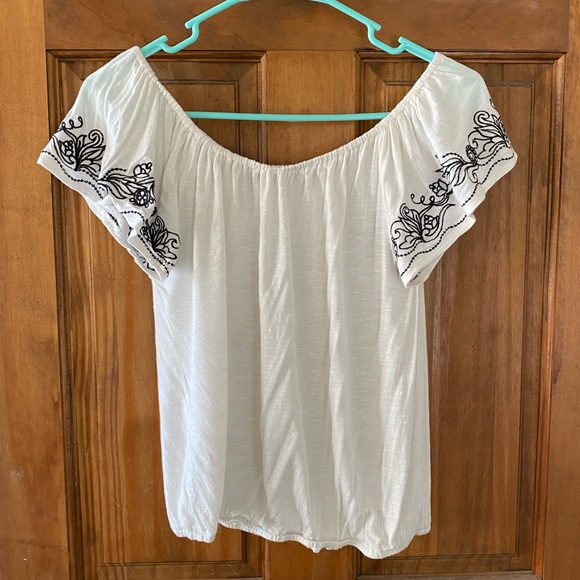 Off the shoulder top - Picture 2 of 2